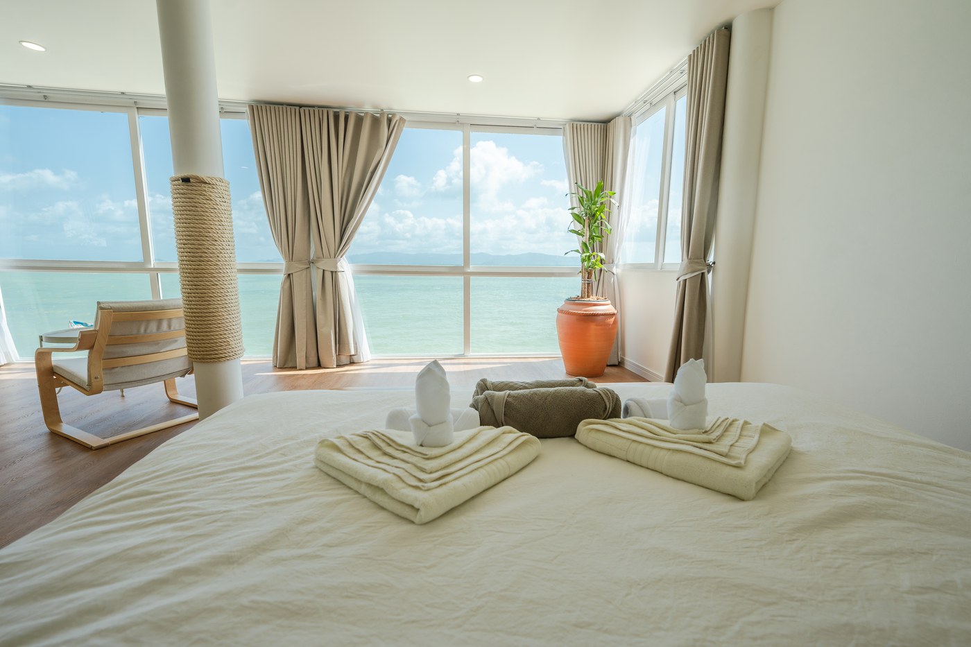 Horizon Beach lower floor bedroom facing the sea